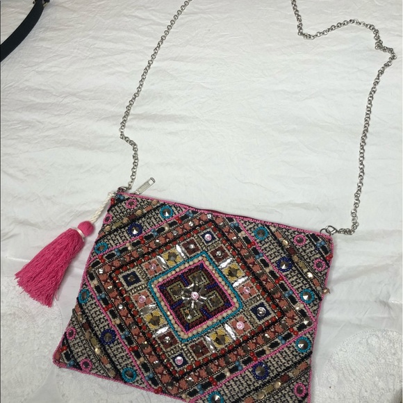 Beaded Cross body - Picture 2 of 3